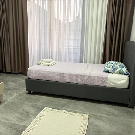 Ari Honeybee Vila Fethiye