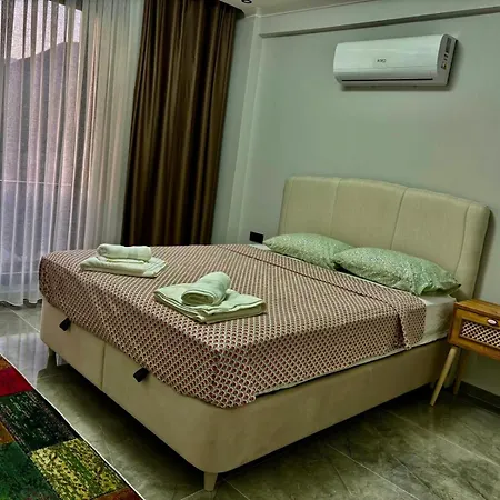 וילה Ari Honeybee