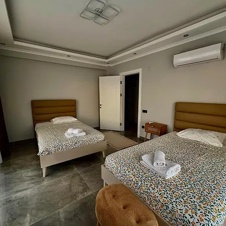 וילה Ari Honeybee *