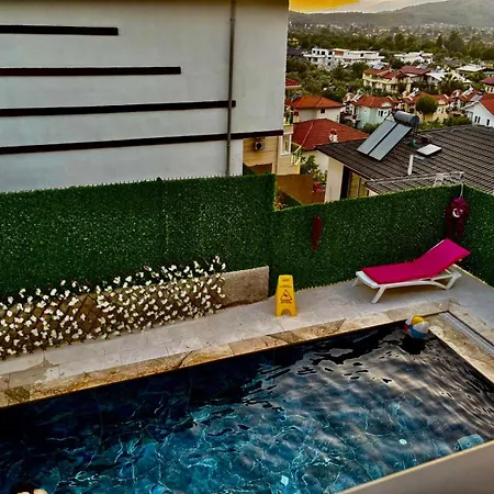 Ari Honeybee וילה *